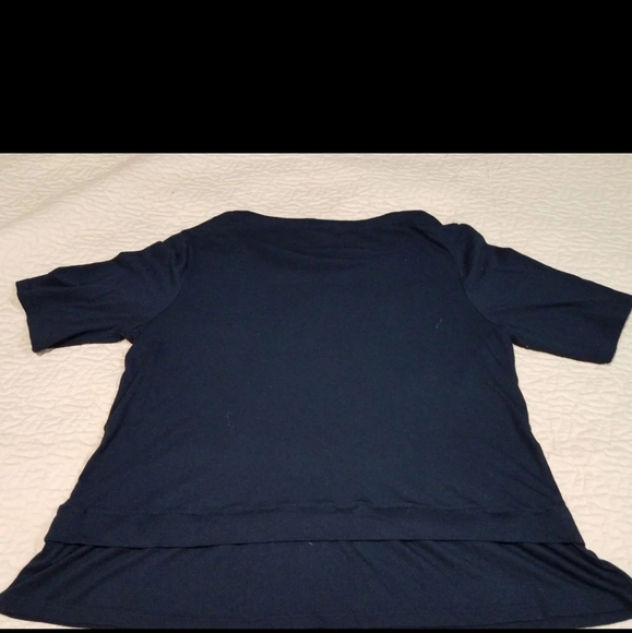 Banana Republic Tops - Banana Republic T shirt size L